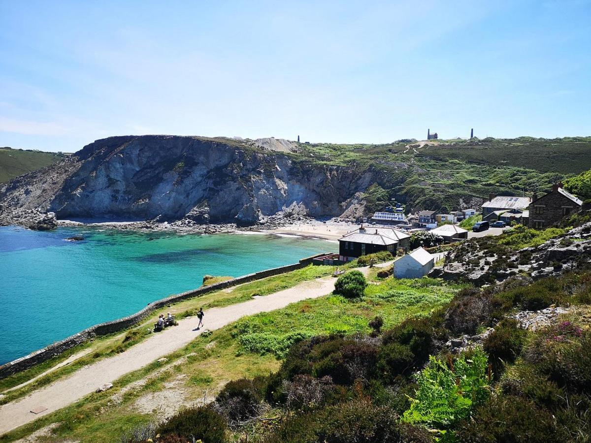Howlyek, In St Agnes Village المظهر الخارجي الصورة